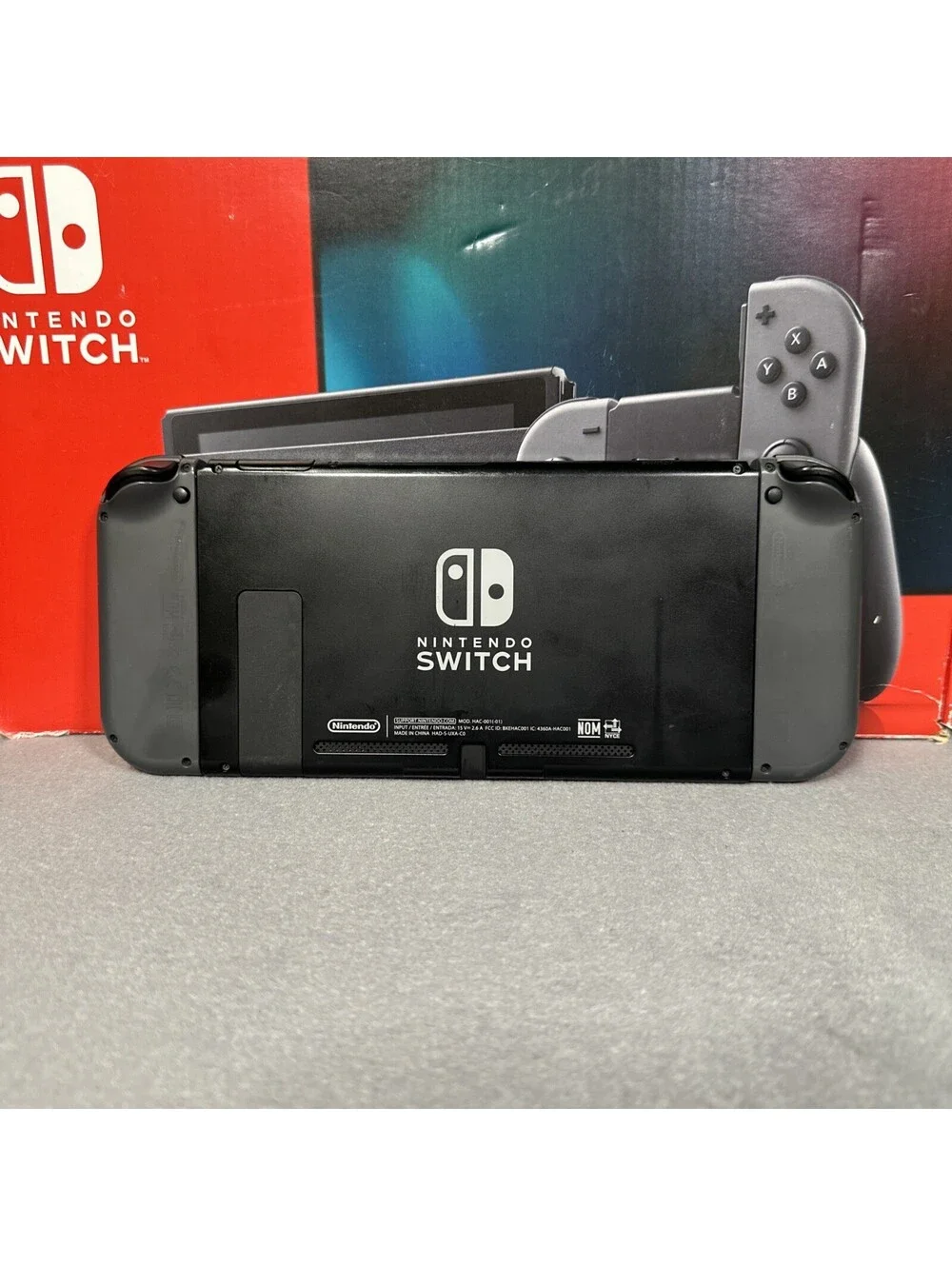 Nintendo Switch 32GB Console (HAC-001) with Gray Joy-Cons + Satisfye Grip Pro
